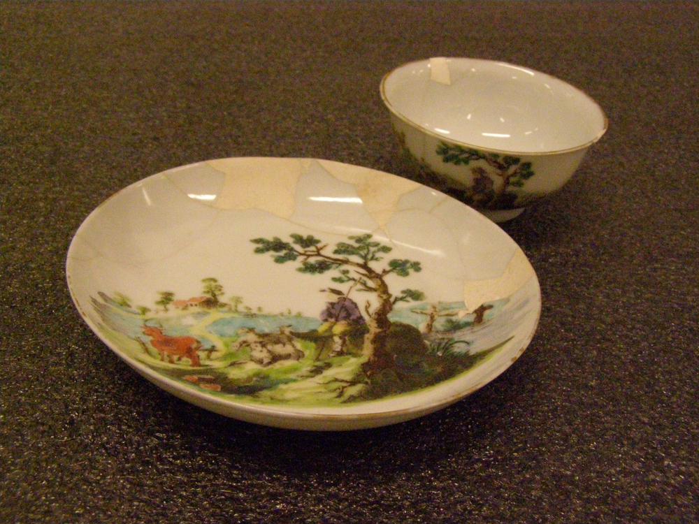 图片[1]-saucer BM-1975-1201.2-China Archive